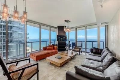 17001 Collins Ave #2508, Sunny Isles Beach: photo 1 of 43