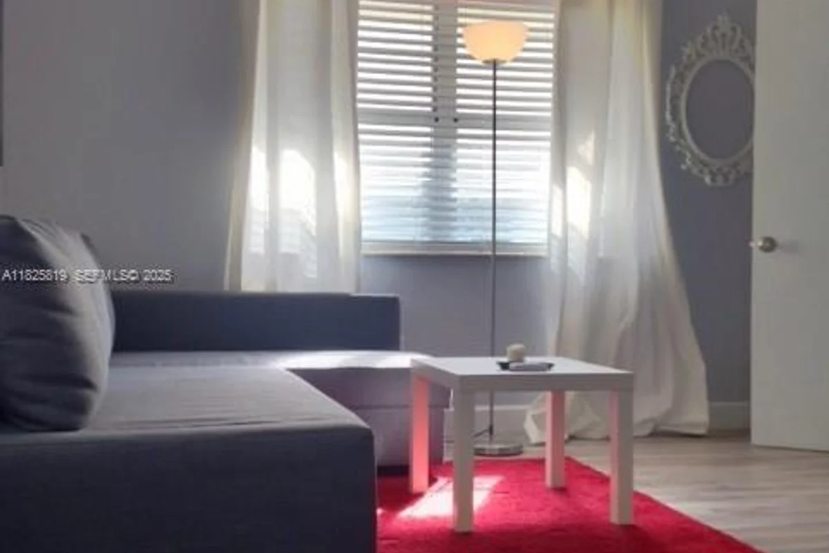 1325 Meridian Ave #6, Miami Beach: photo 1 of 1