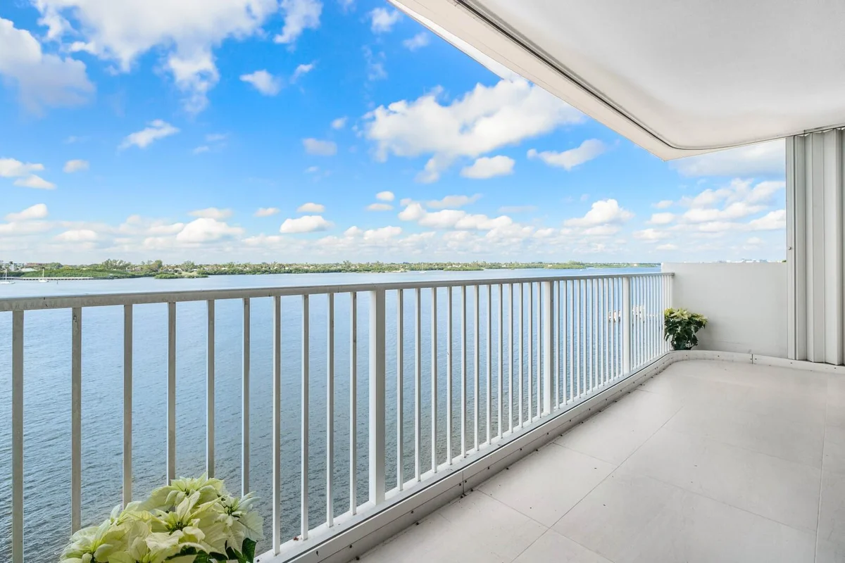 2860 S Ocean Blvd #506, Palm Beach: photo 1 of 35