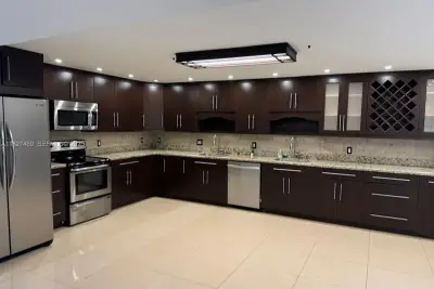 20401 NE 30th Ave #124-8, Aventura: photo 1 of 24