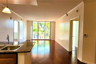 2000 N Bayshore Dr #509, Miami: photo 1 of 95