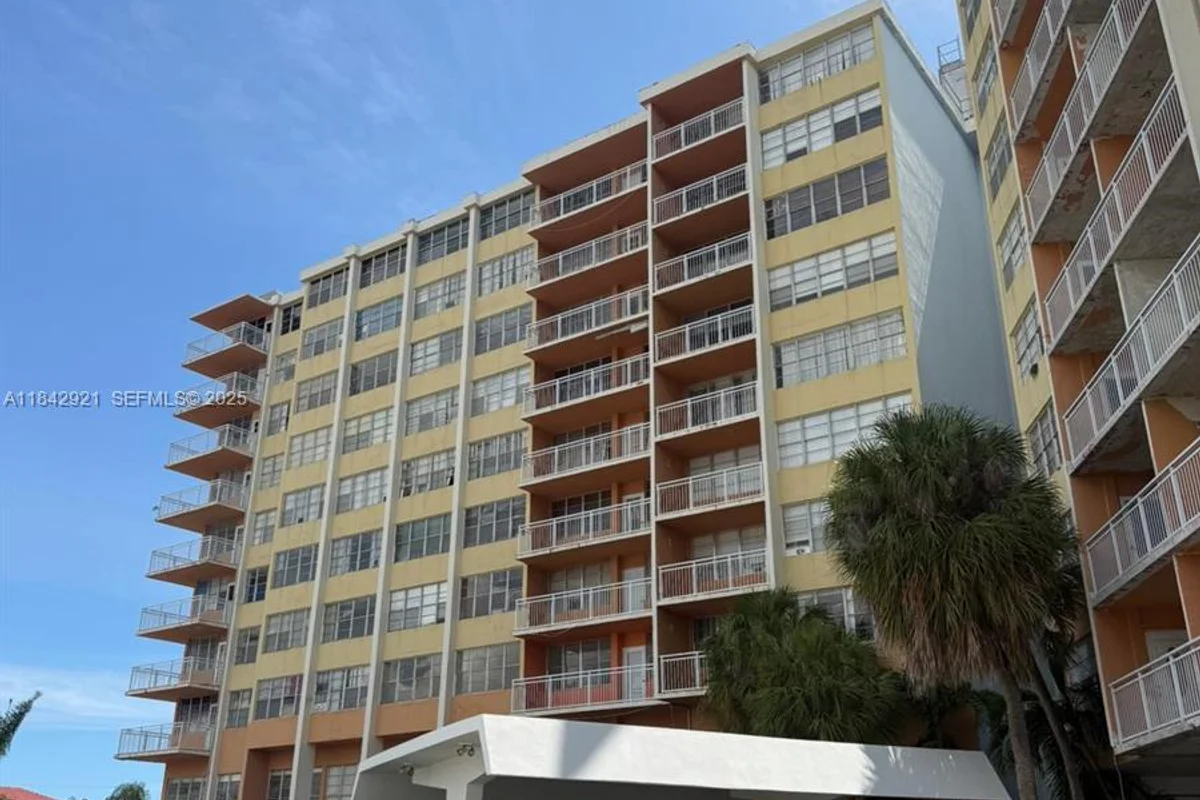 2025 NE 164th St #606, North Miami Beach: photo 1 of 18