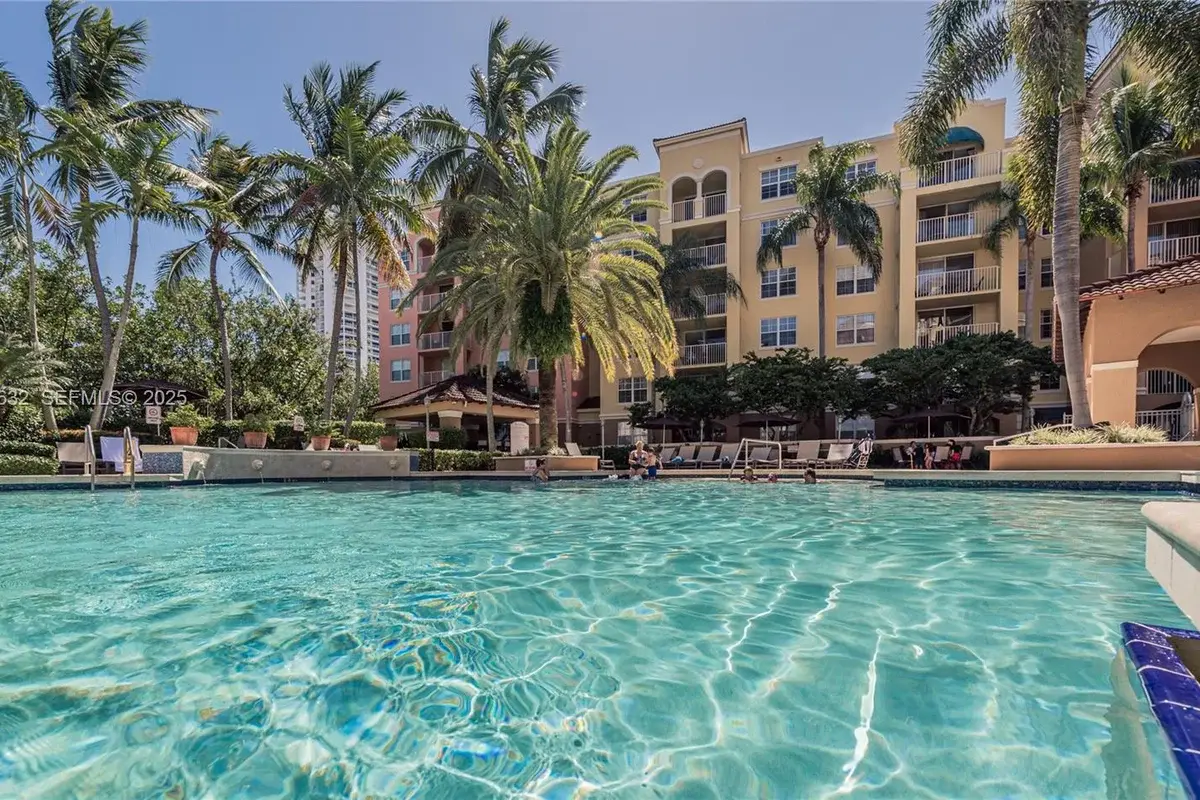 19801 E Country Club Dr #4303, Aventura: photo 1 of 55