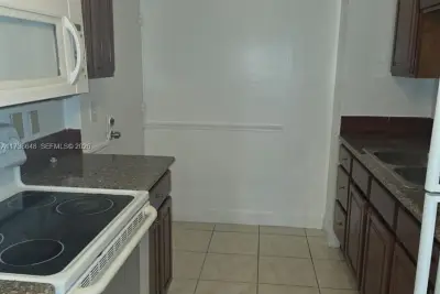 3301 Spanish Moss Ter #415, Lauderhill: photo 1 of 12