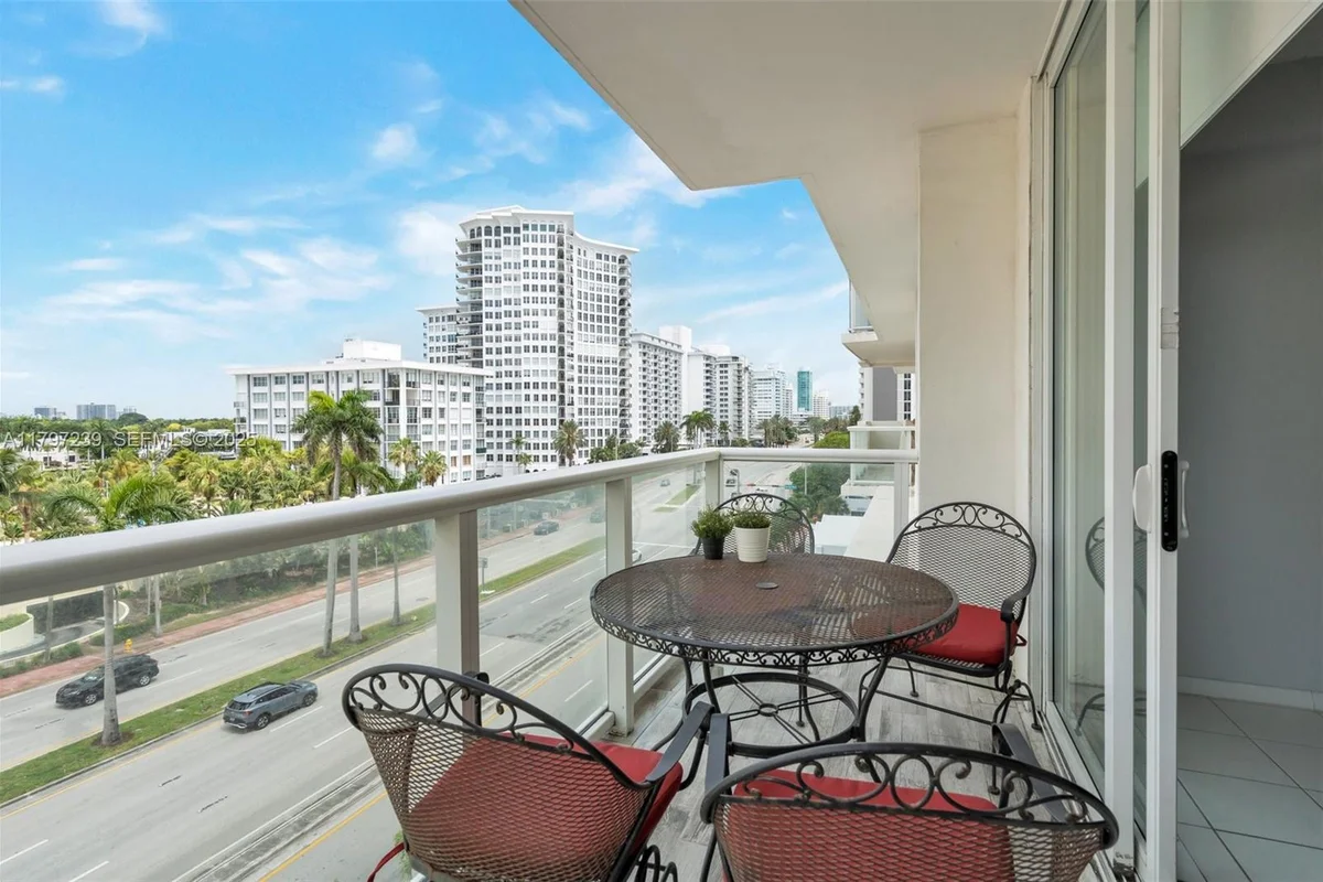 5601 Collins Ave #615, Miami Beach: photo 1 of 38