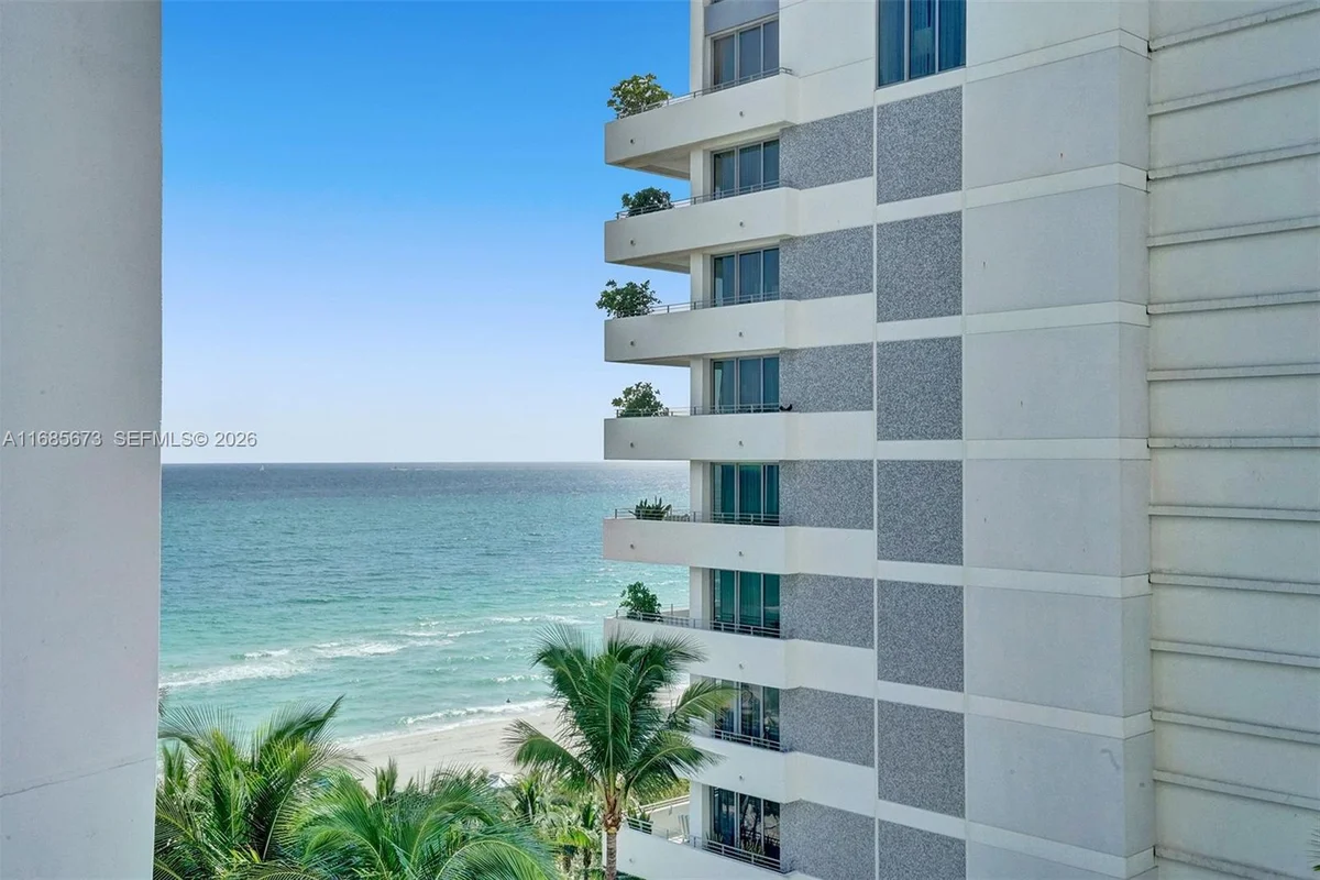 4391 Collins Ave #915, Miami Beach: photo 1 of 58