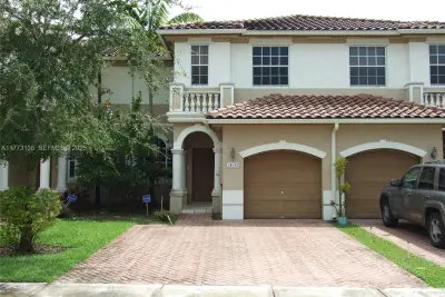 14082 SW 50th Ct, Miramar: photo 1 of 20