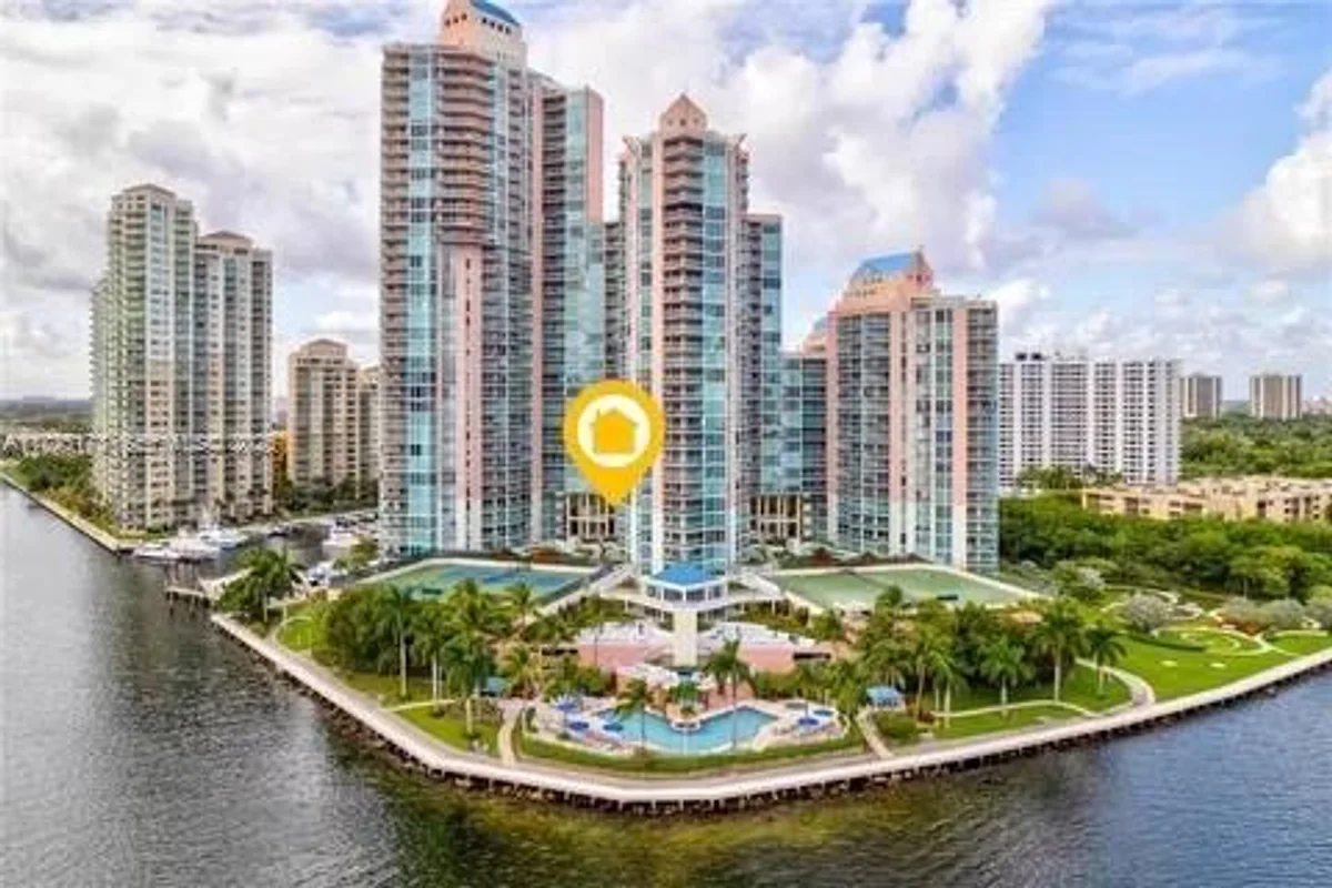 3370 Hidden Bay Dr #610, Aventura: photo 1 of 24