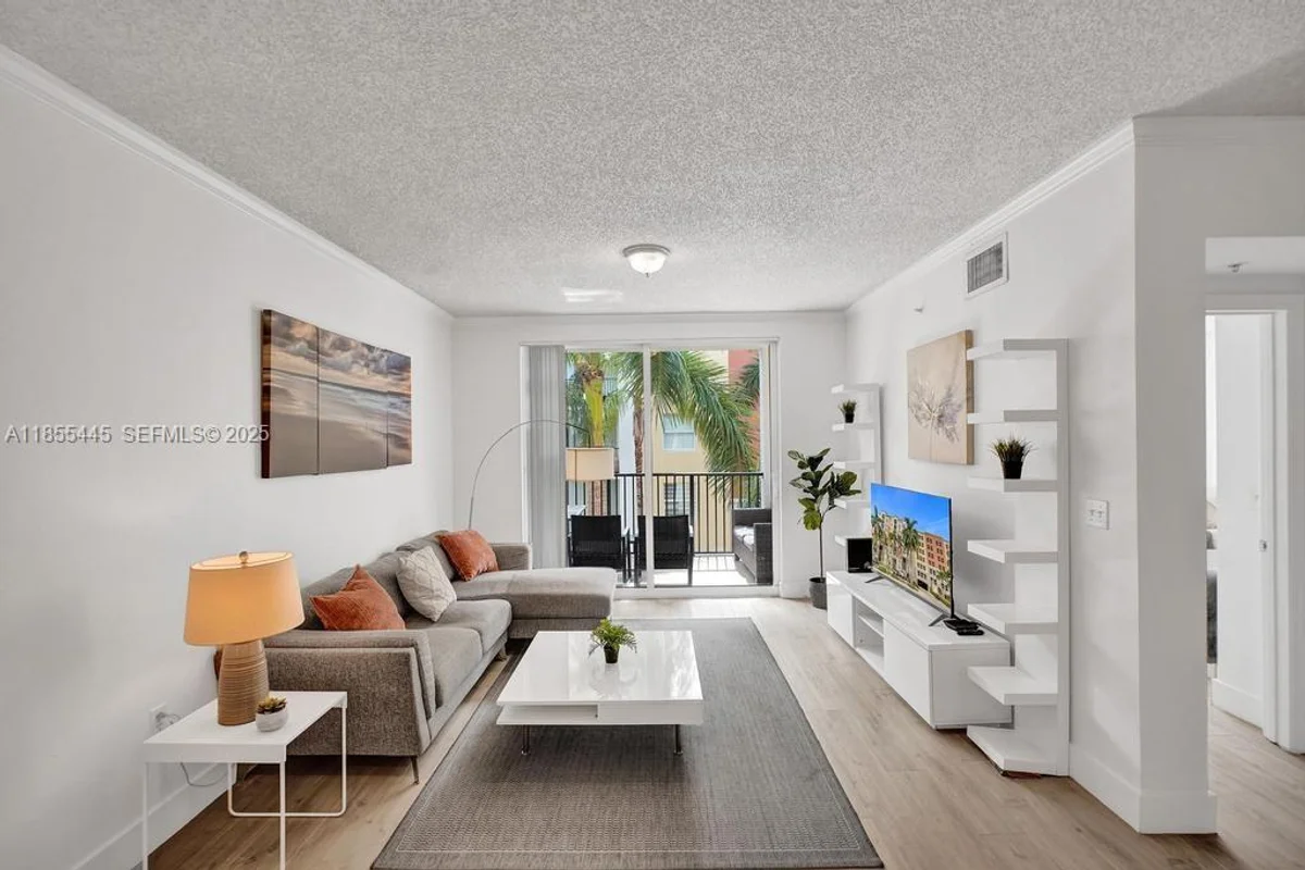 17100 N Bay Rd #1511, Sunny Isles Beach: photo 1 of 71
