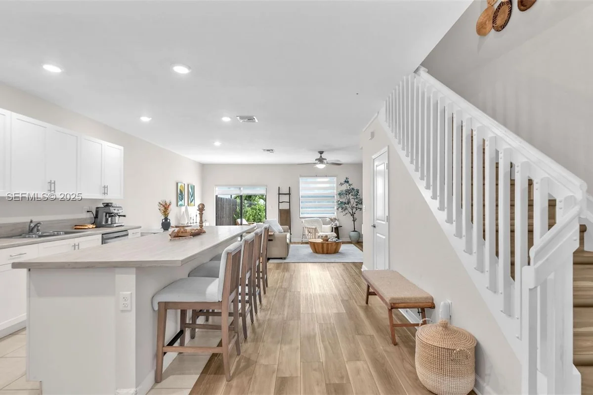 25109 SW 108th Ct, Homestead: photo 1 of 30