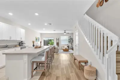 25109 SW 108th Ct, Homestead: photo 1 of 30