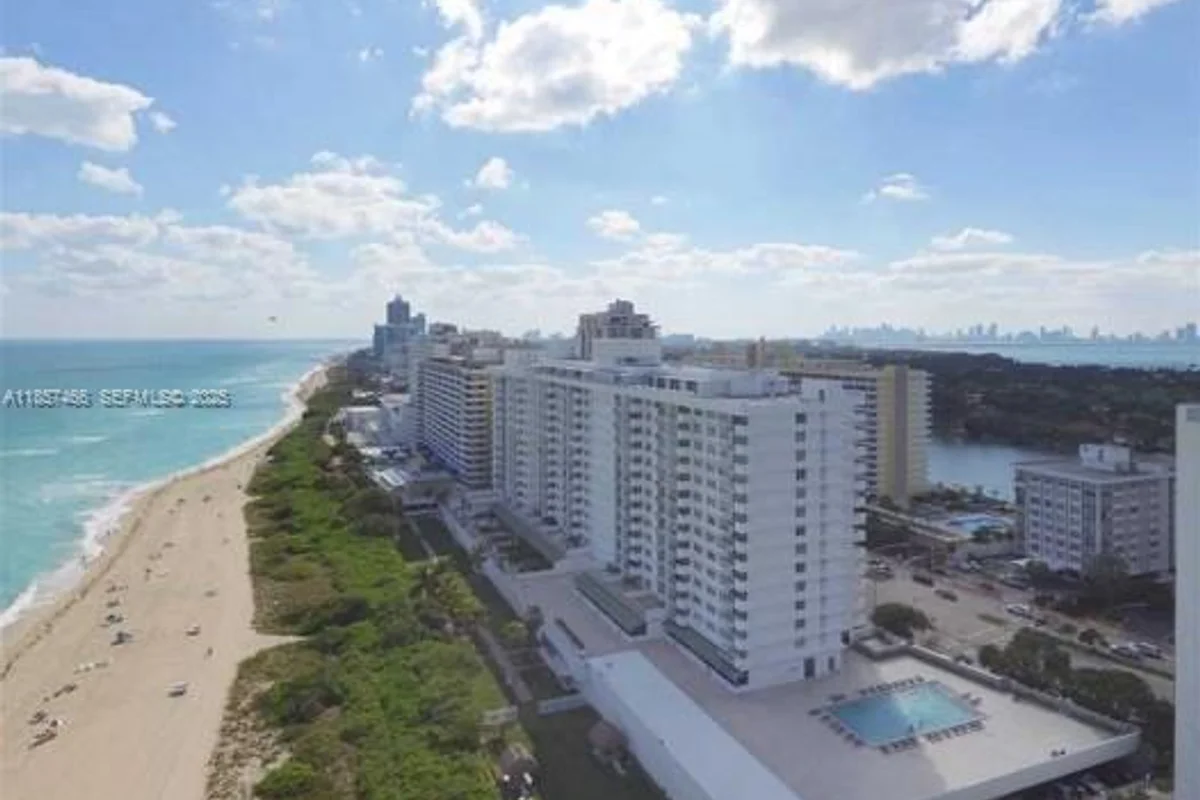 5601 Collins Ave #1115, Miami Beach: photo 1 of 11