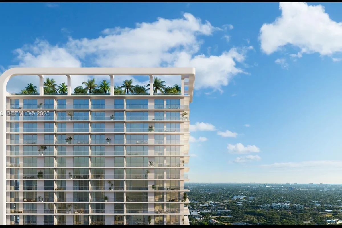 505 NE 2nd St #15A, Fort Lauderdale: photo 1 of 8