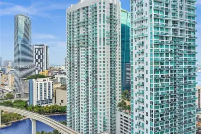 31 SE 5th St #2603, Miami: photo 1 of 42