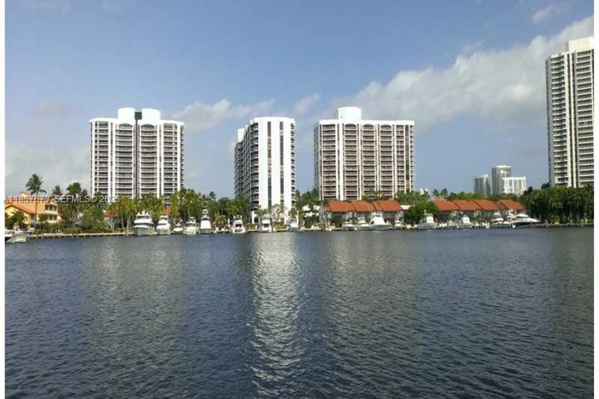3600 Yacht Club Dr #1503, Aventura: photo 1 of 42