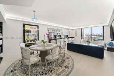 9 Island Ave #406, Miami Beach: photo 1 of 29