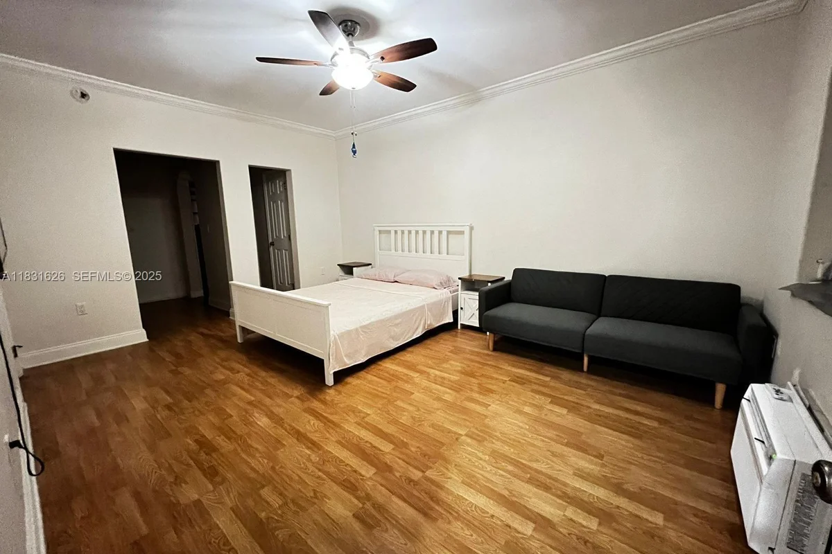 1227 Euclid Ave #6, Miami Beach: photo 1 of 24