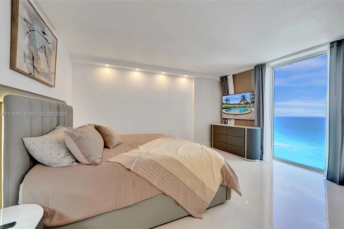 4001 S Ocean Dr #16P, Hollywood: photo 1 of 78