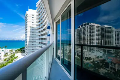 3101 Bayshore Dr #1504, Fort Lauderdale: photo 1 of 44
