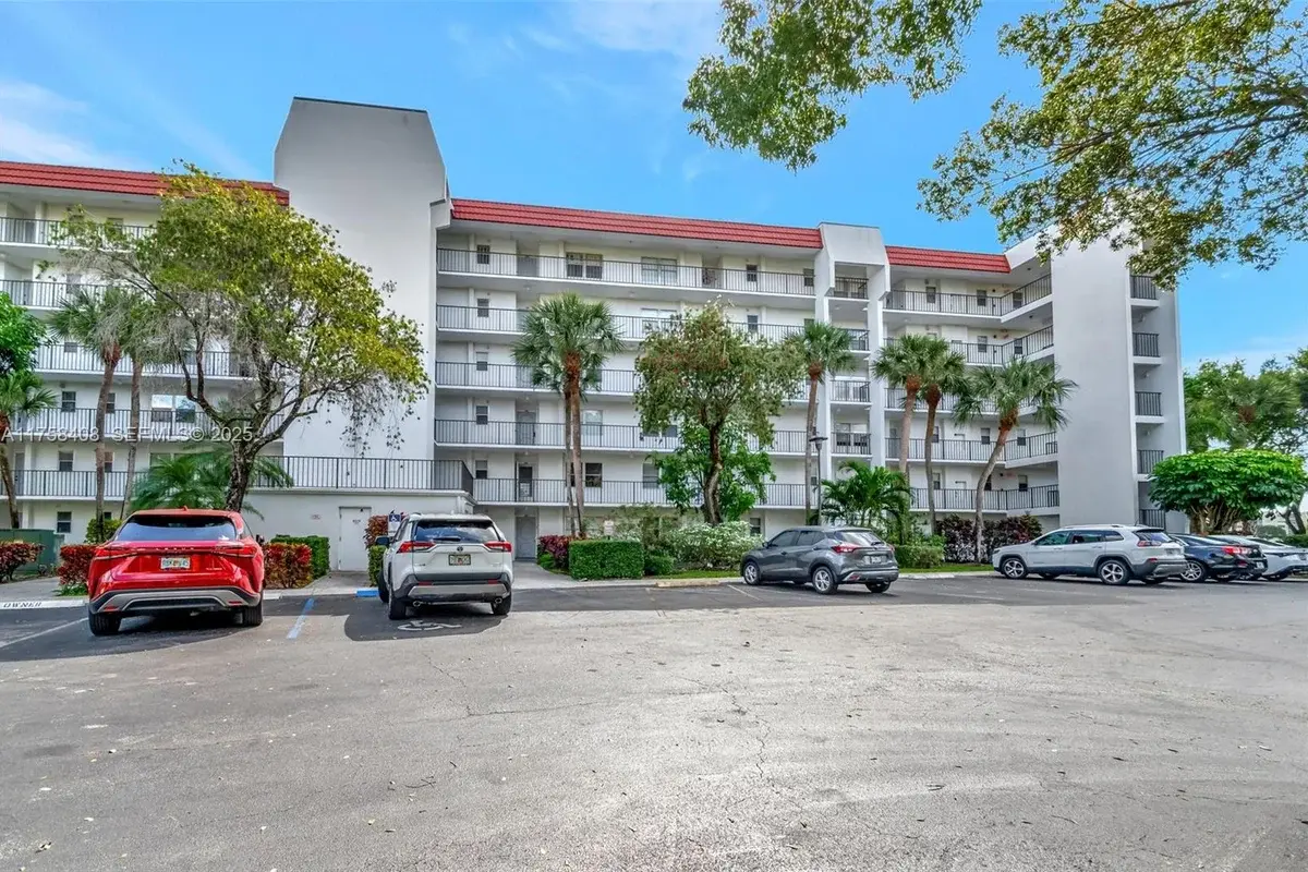 3597 Birdie Dr #107, Lake Worth: photo 1 of 80