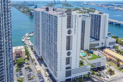 1717 N Bayshore Dr #A-2635, Miami: photo 1 of 20