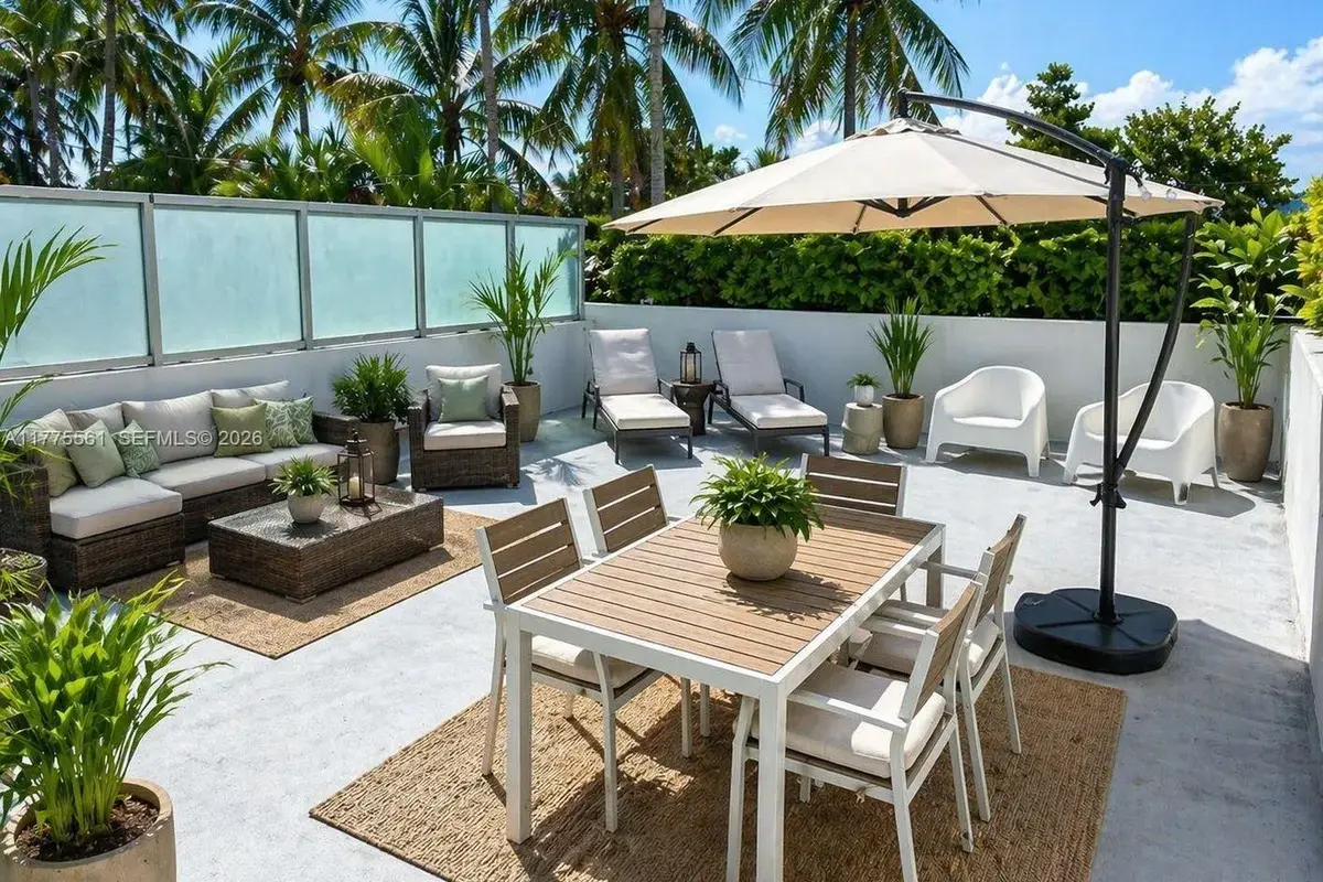 2001 Meridian Ave #309, Miami Beach: photo 1 of 29