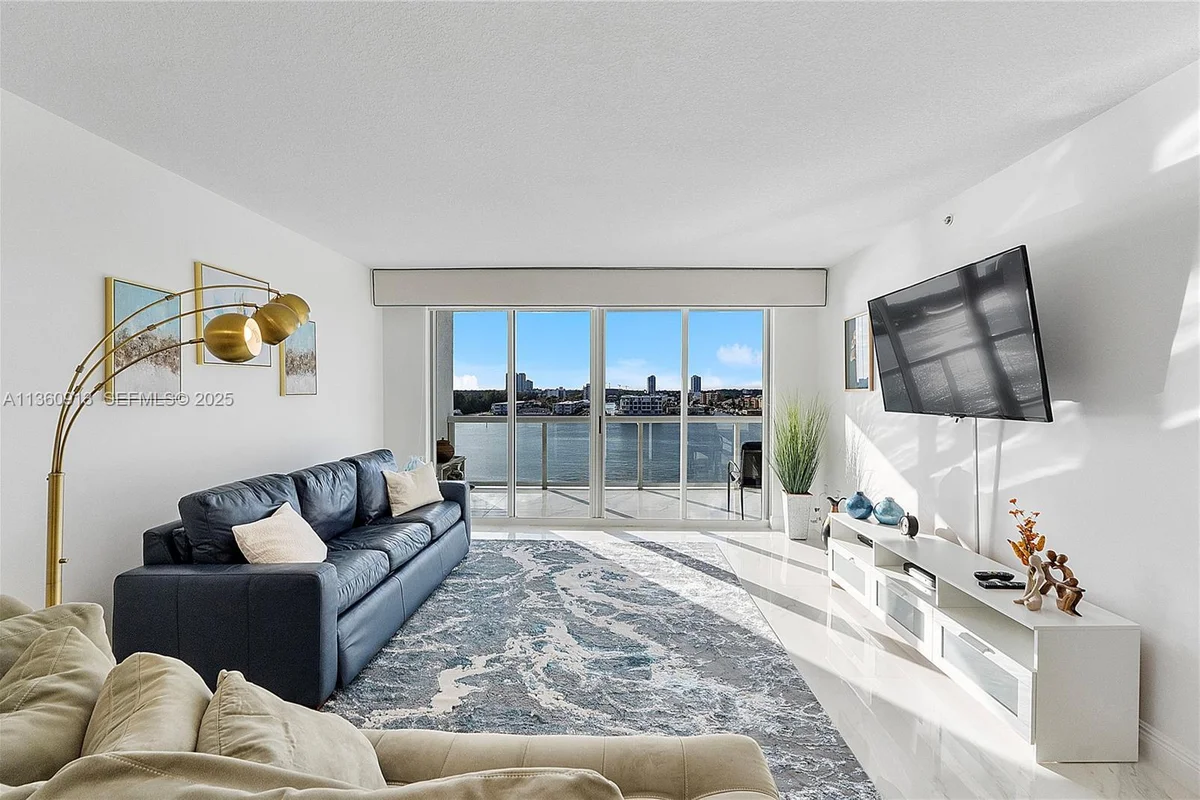 17050 N Bay Rd #807, Sunny Isles Beach: photo 1 of 50