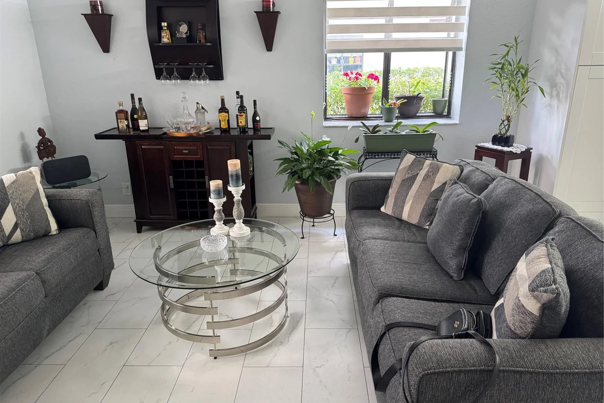 Condo in Tamarac: photo 1 of 36