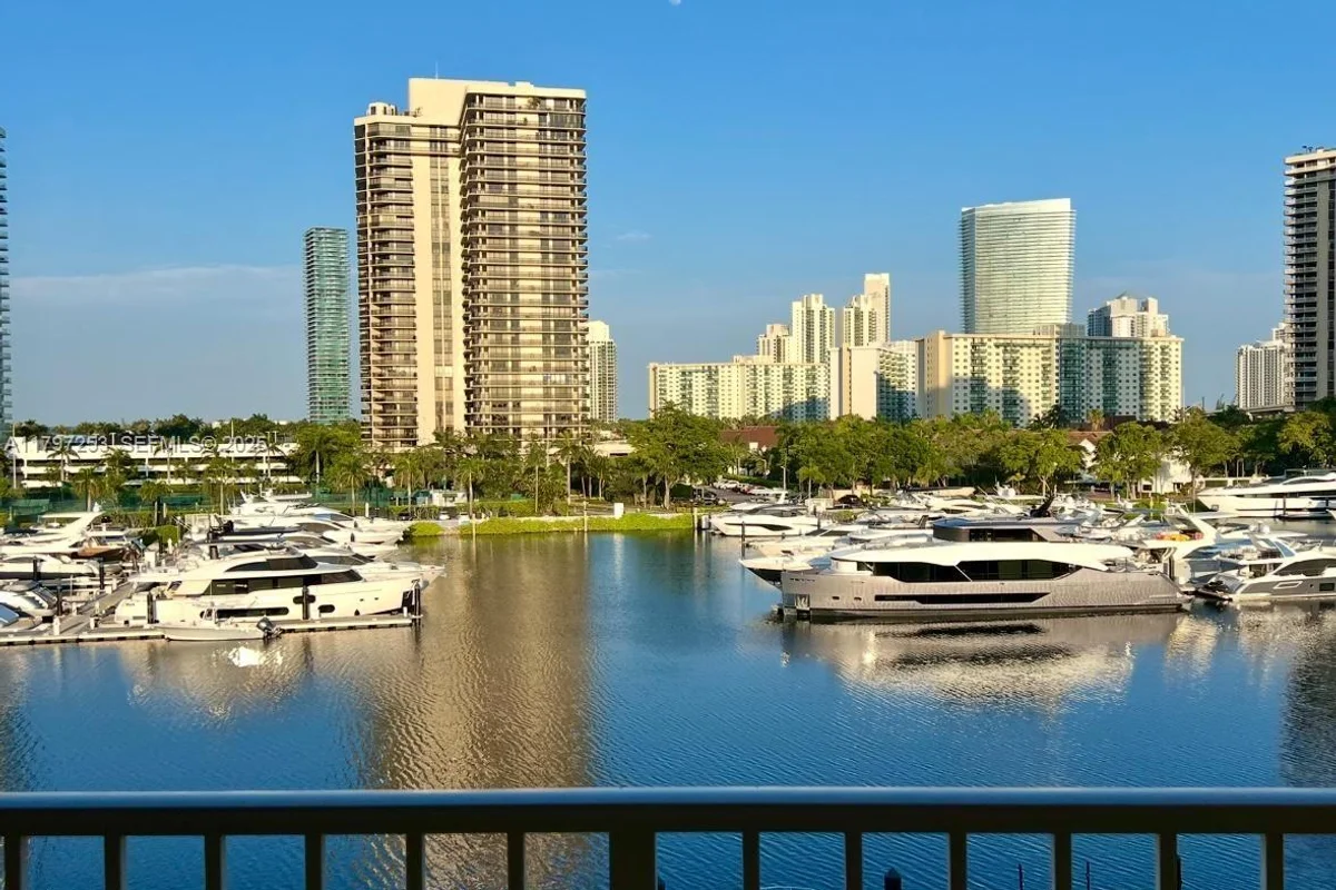 19877 E Country Club Dr #3606, Aventura: photo 1 of 37