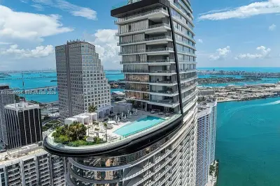 300 Biscayne Blvd Way #4707, Miami: photo 1 of 21