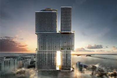 1133 SW 2nd Ave #T2-6003, Miami: photo 1 of 5