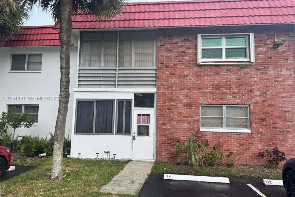 2251 NW 48th Ter #114, Lauderhill: photo 1 of 2