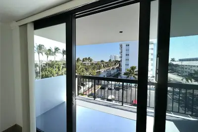 4800 Bayview Dr #406, Fort Lauderdale: photo 1 of 26