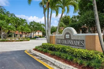 715 NW 92nd Ave, Plantation: photo 1 of 1