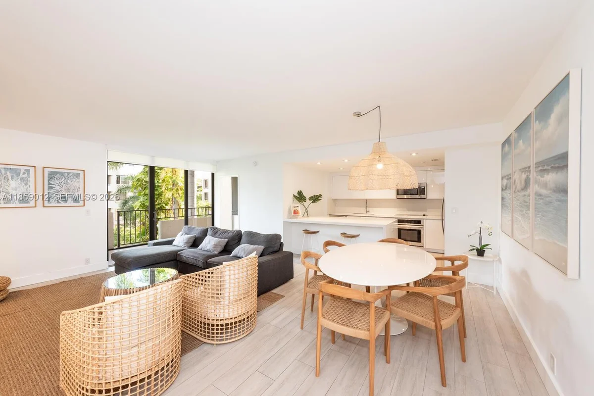 181 Crandon Blvd #306, Key Biscayne: photo 1 of 26