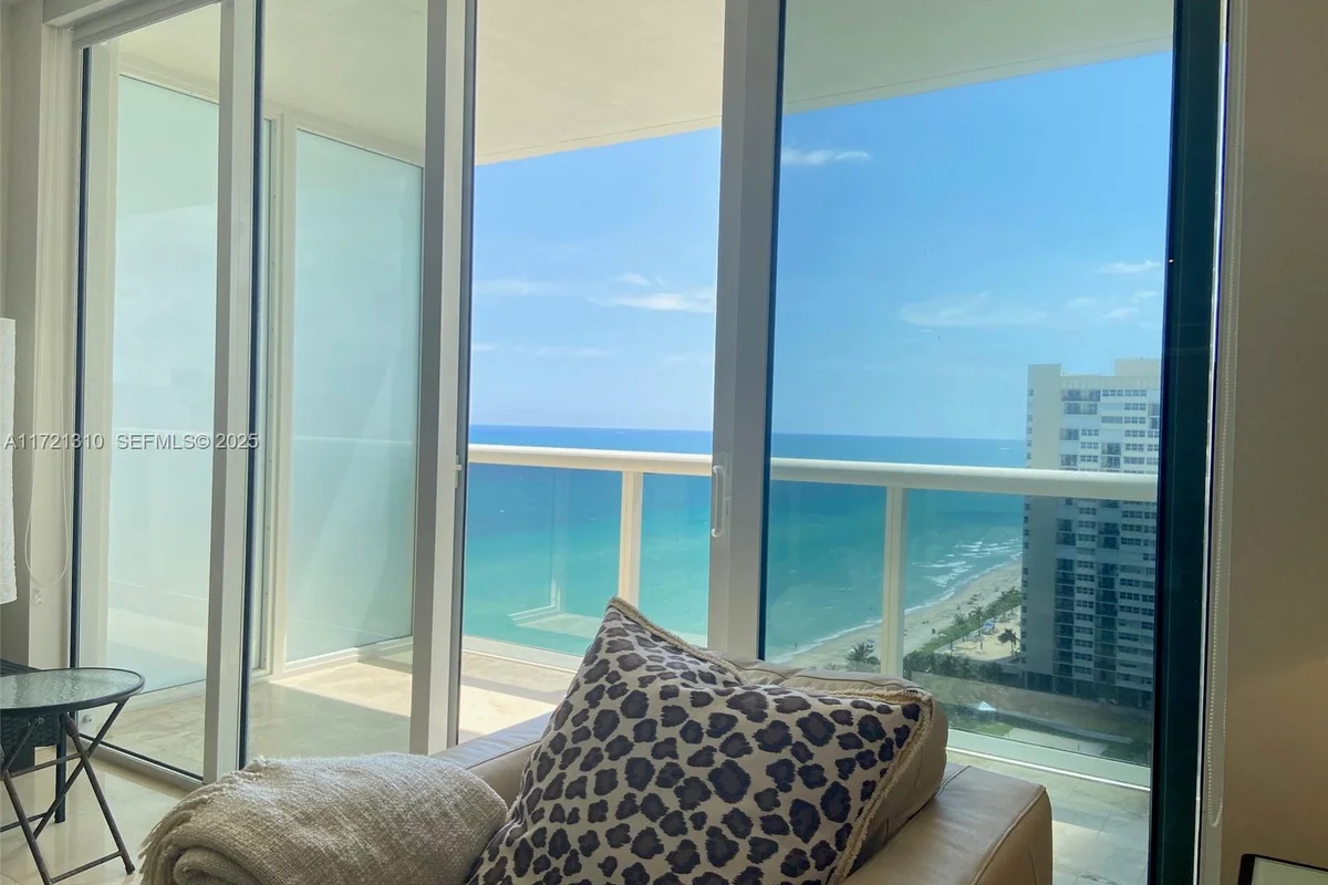 1830 S Ocean Dr #1905, Hallandale Beach: photo 1 of 10