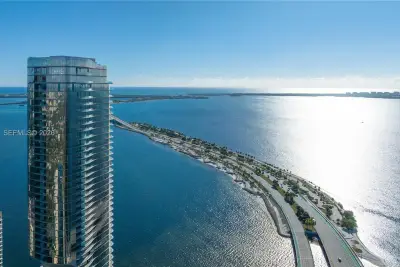 175 SE 25 Rd #3902, Miami: photo 1 of 30