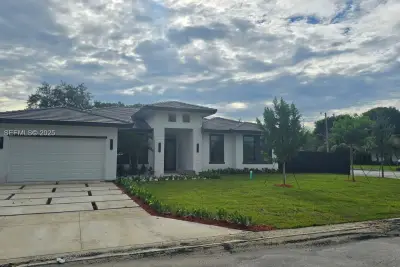 28361 SW 172nd Ct, Miami: photo 1 of 42