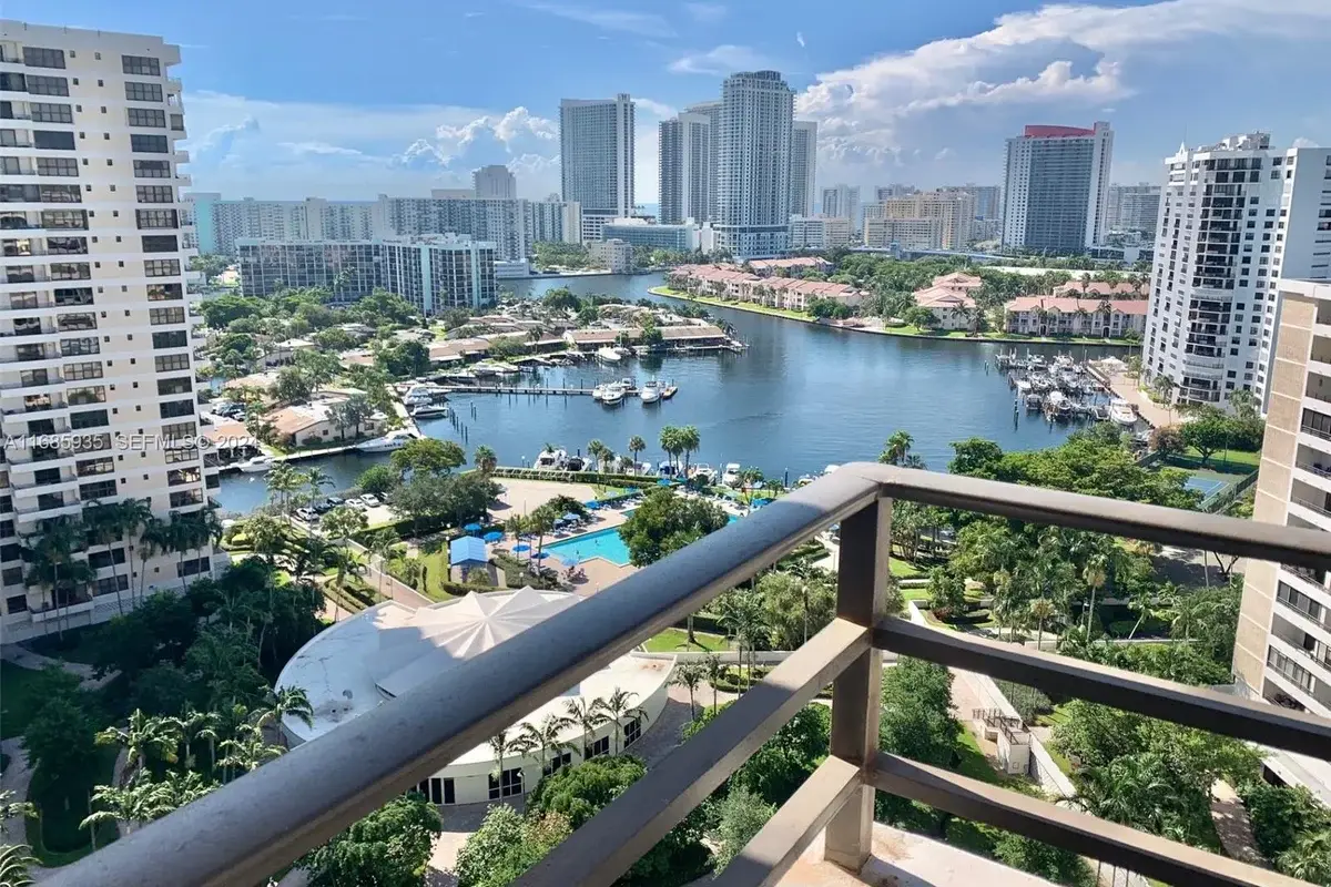 600 Three Islands Blvd #1817, Hallandale Beach: photo 1 of 14