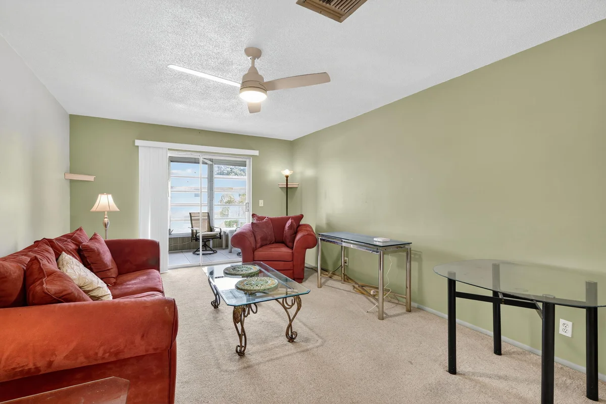 2152 NE 1st Way #205, Boynton Beach: photo 1 of 29