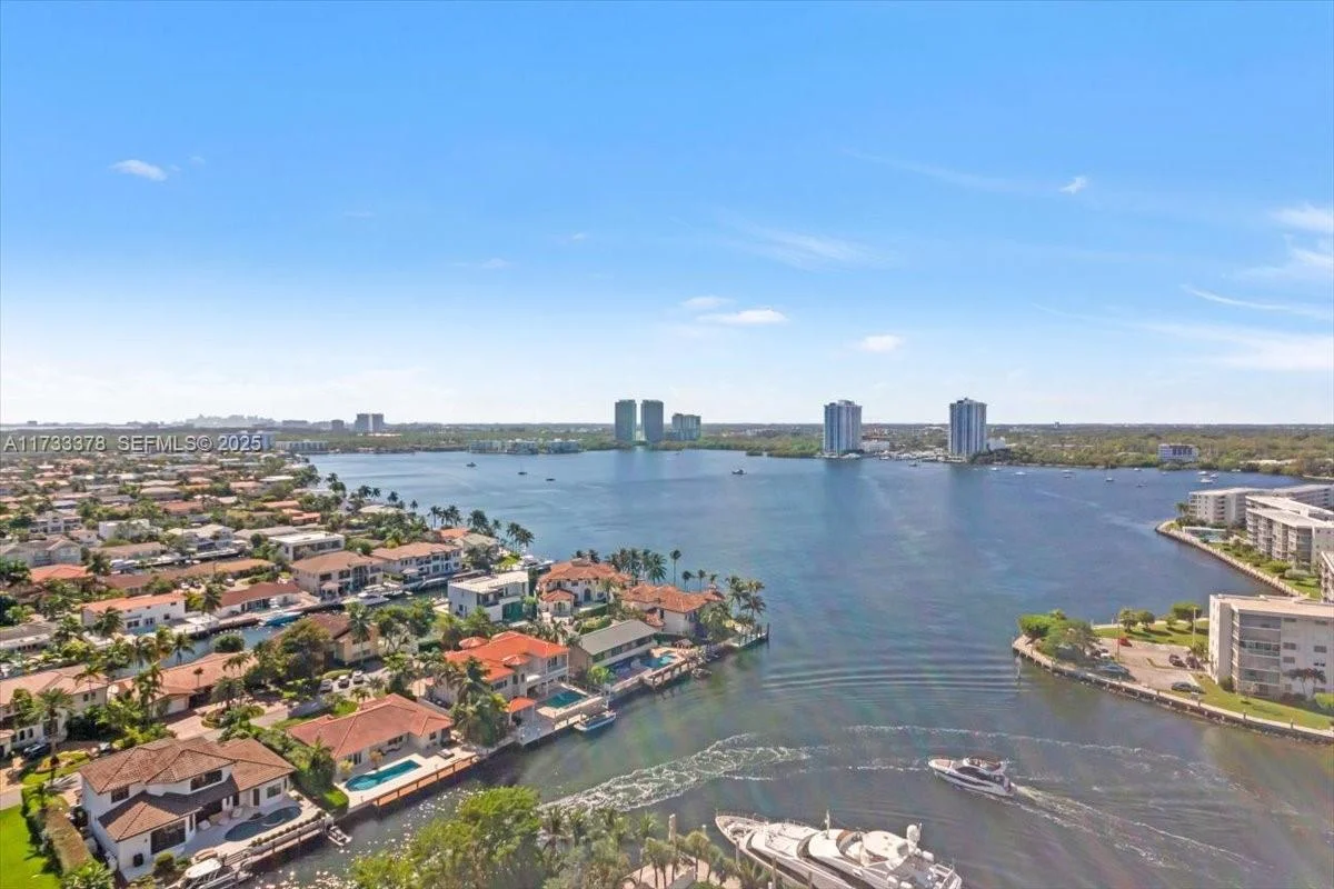 1000 Island Blvd #2003, Aventura: photo 1 of 36