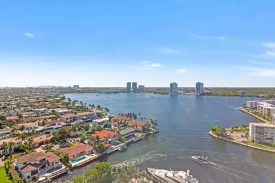 1000 Island Blvd #2003, Aventura: photo 1 of 36