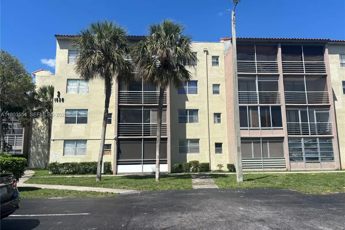 1820 N 81st Ave #3310, North Lauderdale: photo 1 of 12