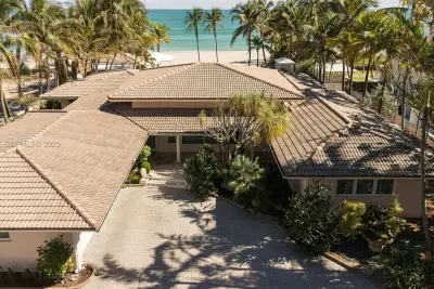 205 Ocean Blvd, Golden Beach: photo 1 of 42