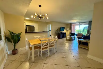 19501 E Country Club Dr #9503, Aventura: photo 1 of 34