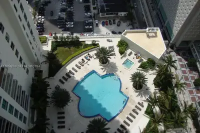 300 S Biscayne Blvd #T-1703, Miami: photo 1 of 16