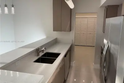 10185 Collins Ave #406, Bal Harbour: photo 1 of 36