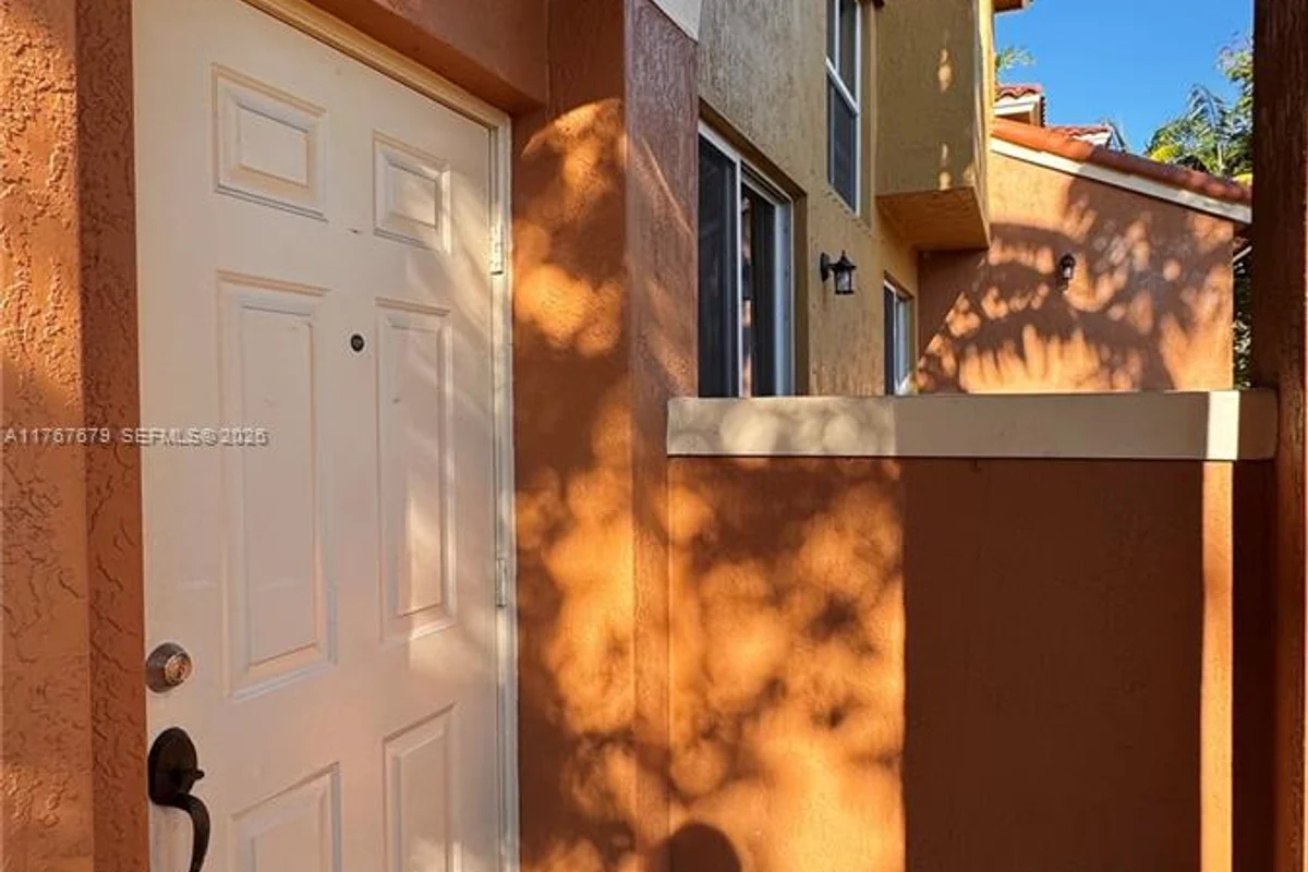1033 SW 144th Ave #2705, Pembroke Pines: photo 1 of 27