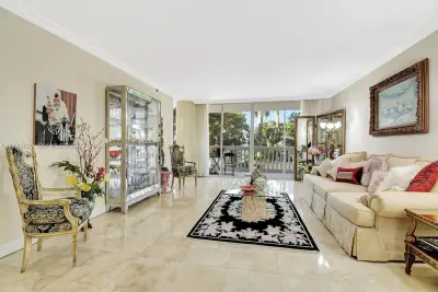2000 Island Blvd #410, Aventura: photo 1 of 43