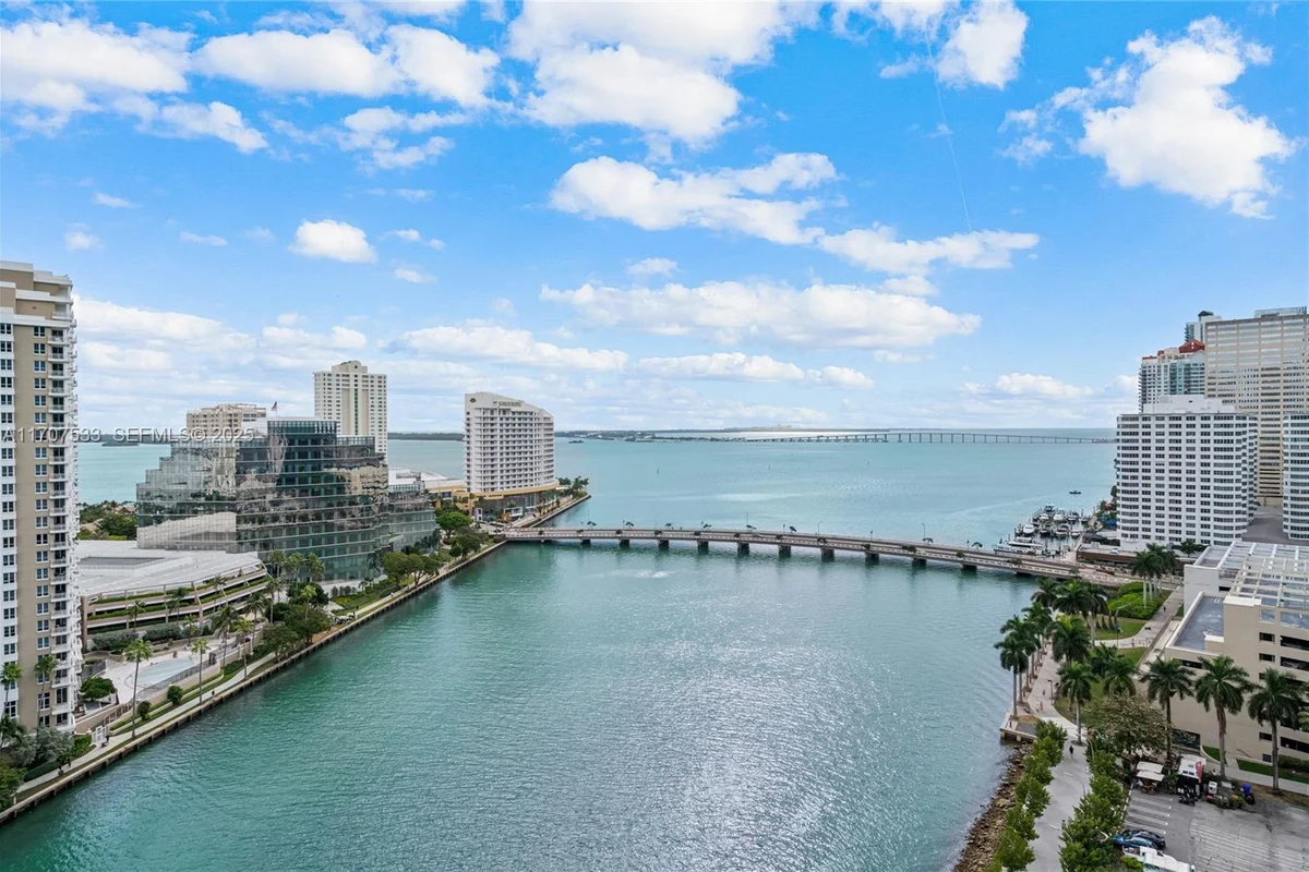 495 Brickell Ave #1702, Miami: photo 1 of 61